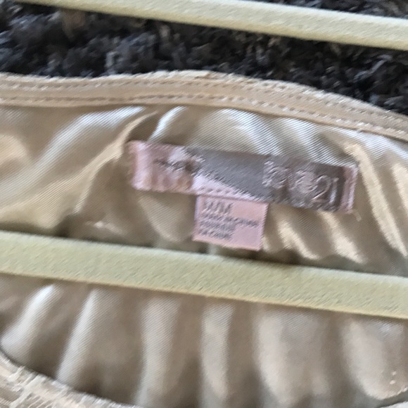 2 for 1 Forever 21 Lace Blouse - Picture 5 of 6